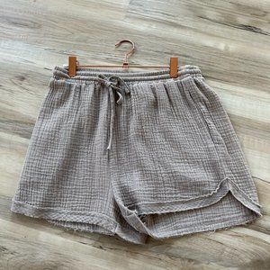 Gauze Raw Edge Short